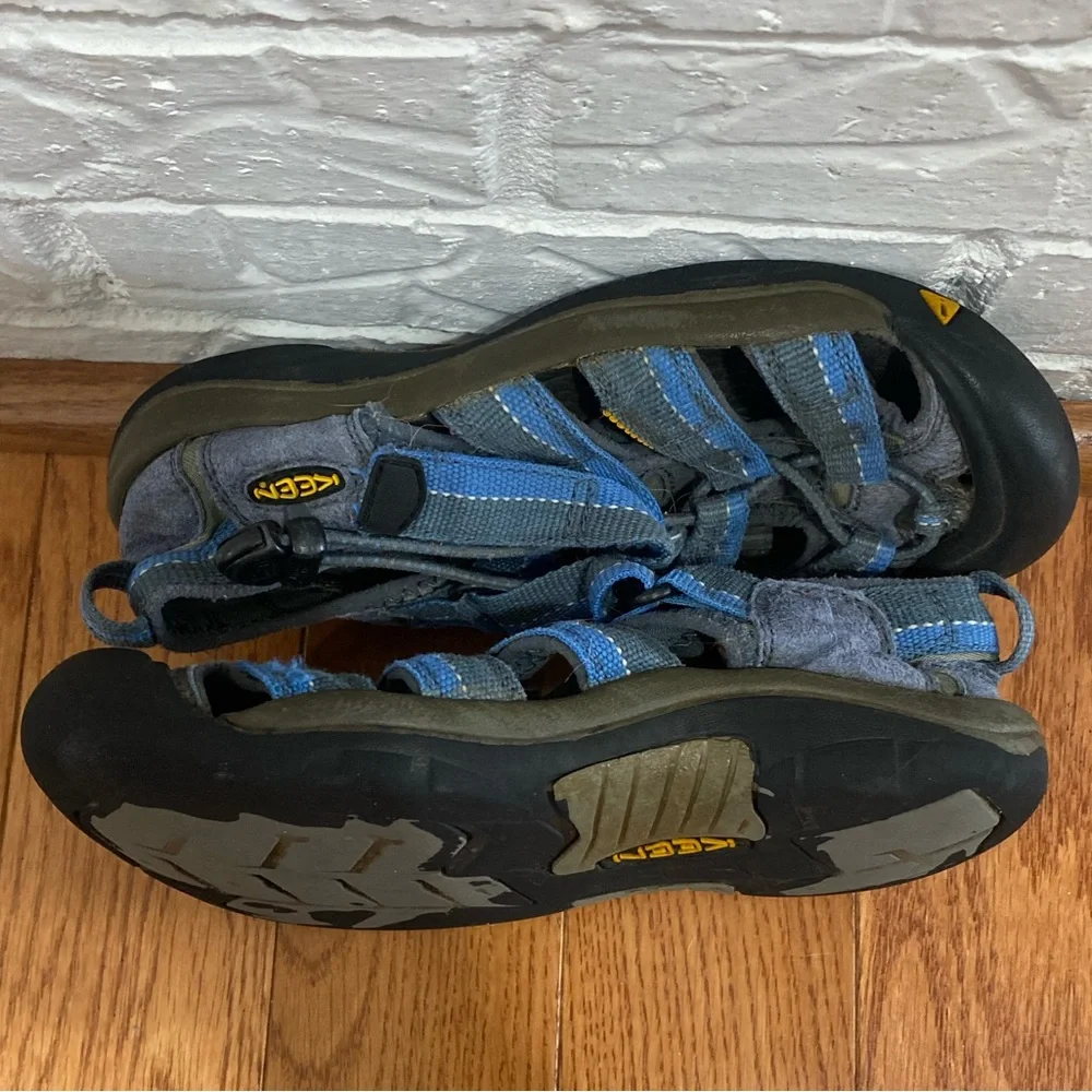 Keen Newport H2 Blue Stripe Kids Waterproof Closed Toe Sandal Washable Outdoor